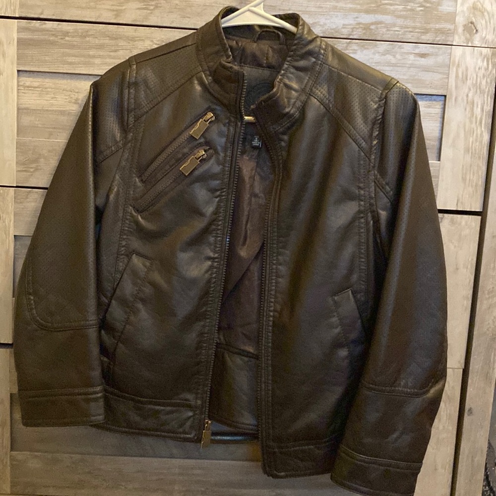 Urban Republic Size 8 Boys. Barely worn. See photos.